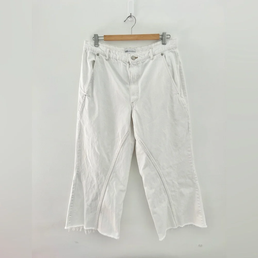 ZARA Wide Leg White Jeans Size 10 Unique Seam Insert Western Coastal Cowgirl - Picture 1 of 5